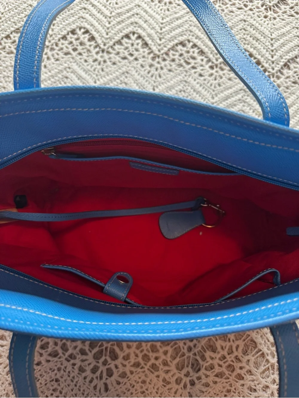 Dooney & Bourke elevate your